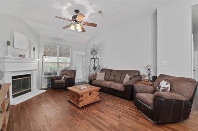 2724 Hilcroft Ave, Denton, TX 76210 - photo 7