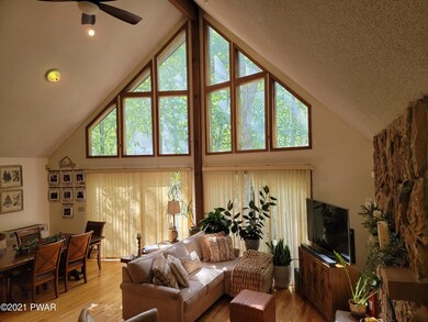 121 Canoe Brook Dr, Hawley, PA 18428 - photo 4