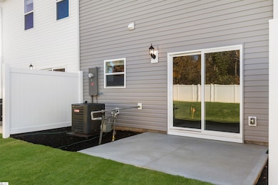 147 Randwick Ln, Greer, SC 29651 - photo 4