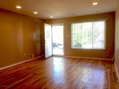 138 Alberta Ave, Staten Island, NY 10314 - photo 3