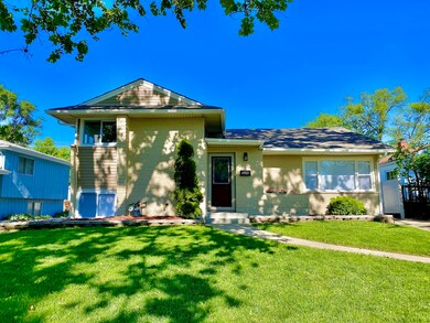 17121 Whittier Ave, Hazel Crest, IL 60429 - photo 4