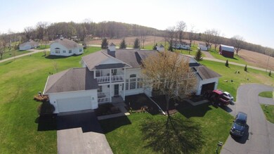 2174 Boardwalk Ct unit 11, Wayland, MI 49348 - photo 2