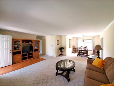 641 Raymond St, Plainfield, IN 46168 - photo 3