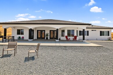 29021 Highway 190 unit C, Porterville, CA 93257 - photo 3