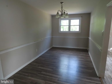 1333 Price St, Marcus Hook, PA 19061 - photo 4