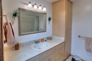 944 Brookdale Ave, Medford, OR 97504 - photo 7