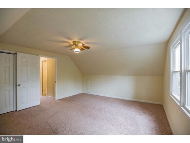 21 Poplar Ln, Willingboro, NJ 08046 - photo 5