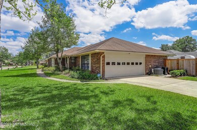 5538 Swamp Fox Rd, Jacksonville, FL 32210 - photo 5