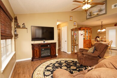 5790 Kellie Dr, Crestview, FL 32539 - photo 6