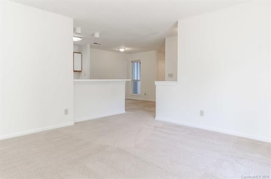 18 Hamiltons Bay Ct, Clover, SC 29710 - photo 4