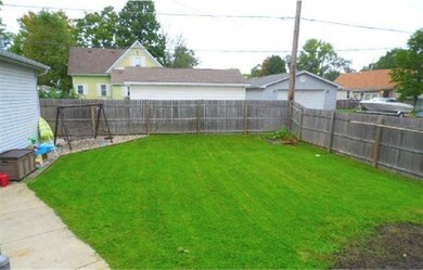 315 Oberreich St, La Porte, IN 46350 - photo 4