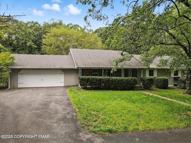 142 Pine Grove Rd, Kunkletown, PA 18058 - photo 3