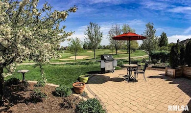 4621 N Weaverridge Blvd, Peoria, IL 61615 - photo 3