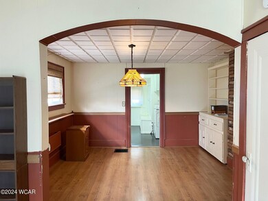 853 N Elizabeth St 9