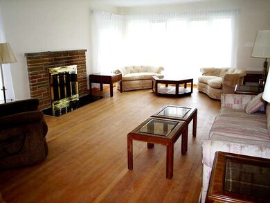 1427 Hull Ave, Westchester, IL 60154 - photo 4