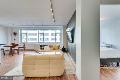 Dupont East Condominium unit 403, Washington, DC 20036 - photo 7