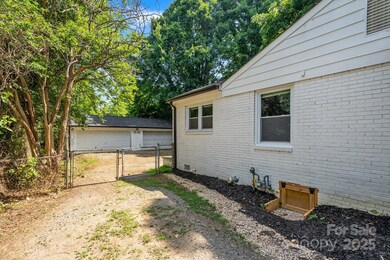 1238 Moretz Ave, Charlotte, NC 28206 - photo 5