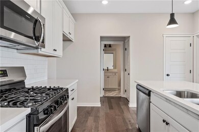 1408 Zennor Ct, Raymore, MO 64083 - photo 7