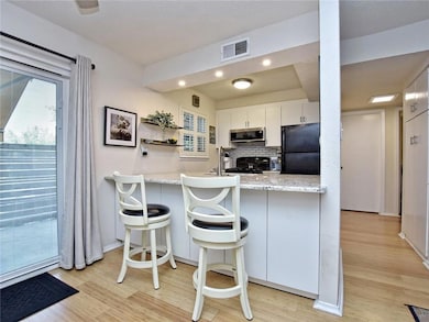 7801 Shoal Creek Blvd unit 104, Austin, TX 78757 - photo 5