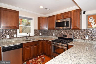 211 55th St NE, Washington, DC 20019 - photo 6