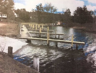 9 Lake Rd unit 9, Tuftonboro, NH 03872 - photo 4