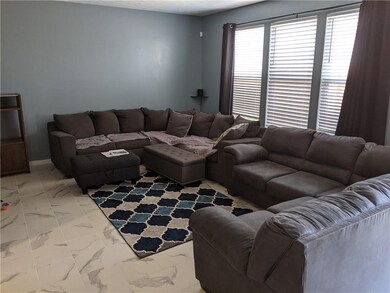 2288 Shadow Bend Dr, Columbus, IN 47201 - photo 2