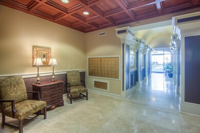 124 Walnut St Unit 308-large-005-2-Build