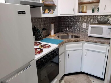 3301 Bayshore Ave unit 14, Brigantine, NJ 08203 - photo 5