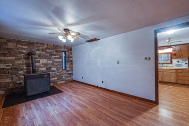 1869 N Powell Dr, Columbus, IN 47201 - photo 4