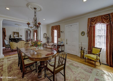 815 1st St E, Vicksburg, MS 39183 - photo 5