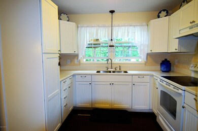 1014 Pine Valley Rd, Jacksonville, NC 28546 - photo 7