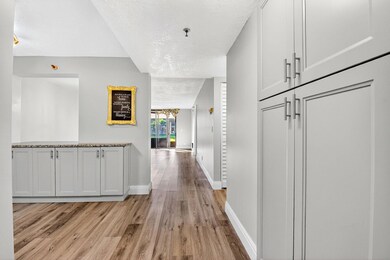 Lucerne Pointe unit 1050, Lake Worth, FL 33467 - photo 4