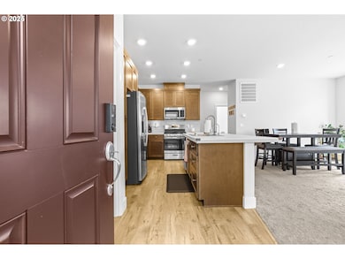 18400 SW Sugarloaf Ln, Beaverton, OR 97007 - photo 3