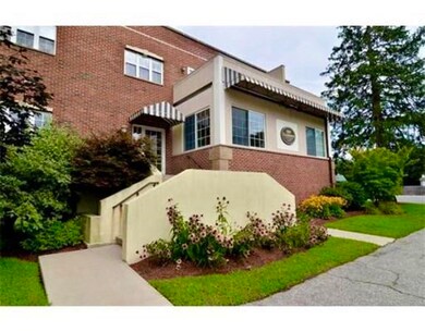 188 Summer St unit 18, Weymouth, MA 02188 - photo 4