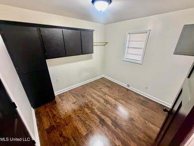 618 Catalpa St, Clarksdale, MS 38614 - photo 5