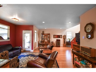 1924 Debra Sue Ct, Eugene, OR 97404 - photo 6