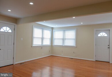 411 Goldleaf Ave, Capitol Heights, MD 20743 - photo 4