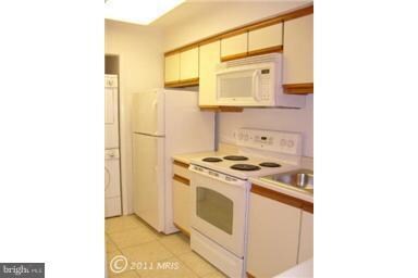 5822 Inman Park Cir unit 120, Rockville, MD 20852 - photo 6