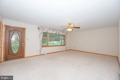 11807 Wicomico Ct, Smithsburg, MD 21783 - photo 3