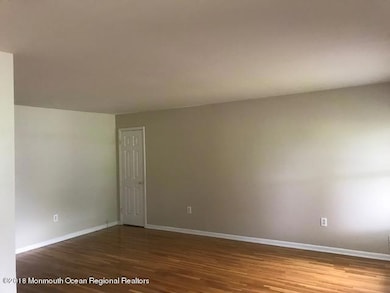 27 Center St unit 29, Matawan, NJ 07747 - photo 7