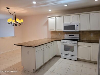 30 Hickory Ln unit 30, Little Silver, NJ 07739 - photo 2
