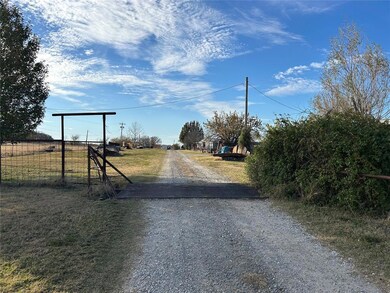118029 N 3870 Rd, Dustin, OK 74839 - photo 7