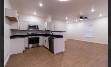 8808 N Shartel Ave unit A & B, Oklahoma City, OK 73114 - photo 6