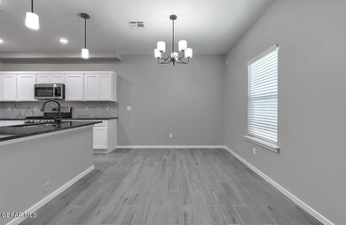 1092-Indigo-Sky-Dining