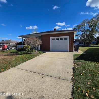 71 Bimini Dr, Toms River, NJ 08757 - photo 2