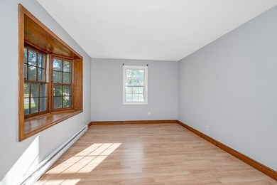 610 Chickering Rd, North Andover, MA 01845 - photo 4