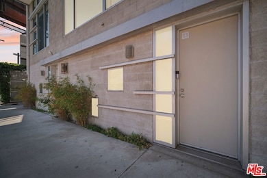 717 N Highland Ave unit 13, Los Angeles, CA 90038 - photo 3