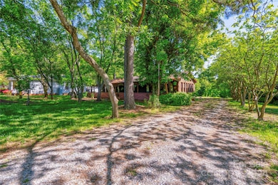 1419 Melrose Dr, Shelby, NC 28152 - photo 3