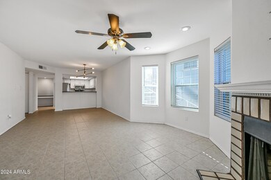 1505 N Center St unit 105, Mesa, AZ 85201 - photo 3