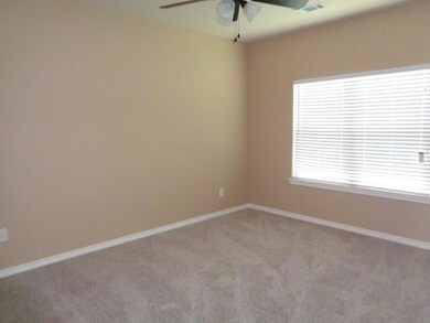 112 W Staples St, Sherman, TX 75090 - photo 6